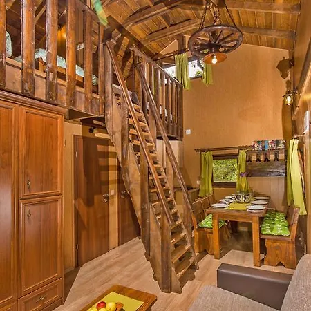 Vikendica Treehouse Dubrovnik Cilipi